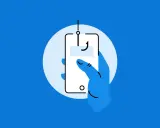 Ein Haken über einem Smartphone symbolisiert die Gefahr von kreditkartenbetrug im internet. Vorsicht vor Phishing-Nachrichten!