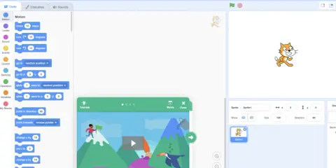 Scratch-Oberfläche mit Code-Blöcken für Bewegung, um programmieren spielerisch lernen zu ermöglichen. Eine Katze wartet auf Befehle.