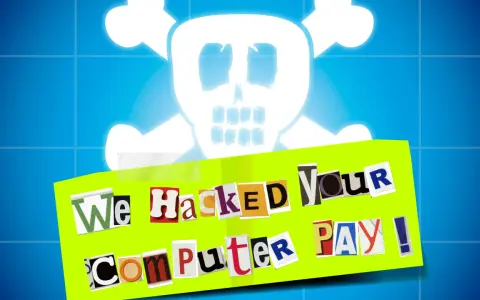Bedrohlicher Totenkopf über einer Nachricht aus Zeitungsausschnitten: "We Hacked Your Computer PAY!". Ein klares Zeichen für Malware und Ransomware.