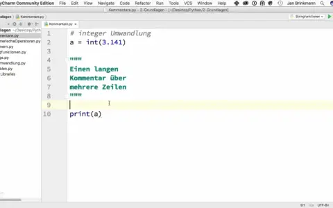 Python-Code in PyCharm zeigt, wie man mit """ mehrere zeilen auskommentieren kann.