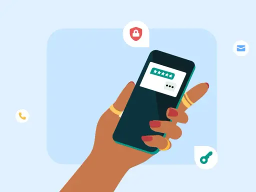 Hand hält Smartphone mit einem OTP SMS-Code. Symbole für Sicherheit und Kommunikation umgeben das Bild.