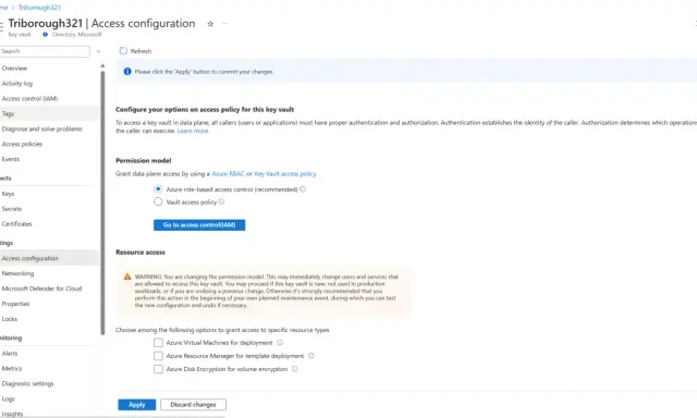 Konfiguration der Zugriffsrichtlinien für einen Azure Vault. Hier wird das Berechtigungsmodell für den Zugriff auf den Key Vault festgelegt.