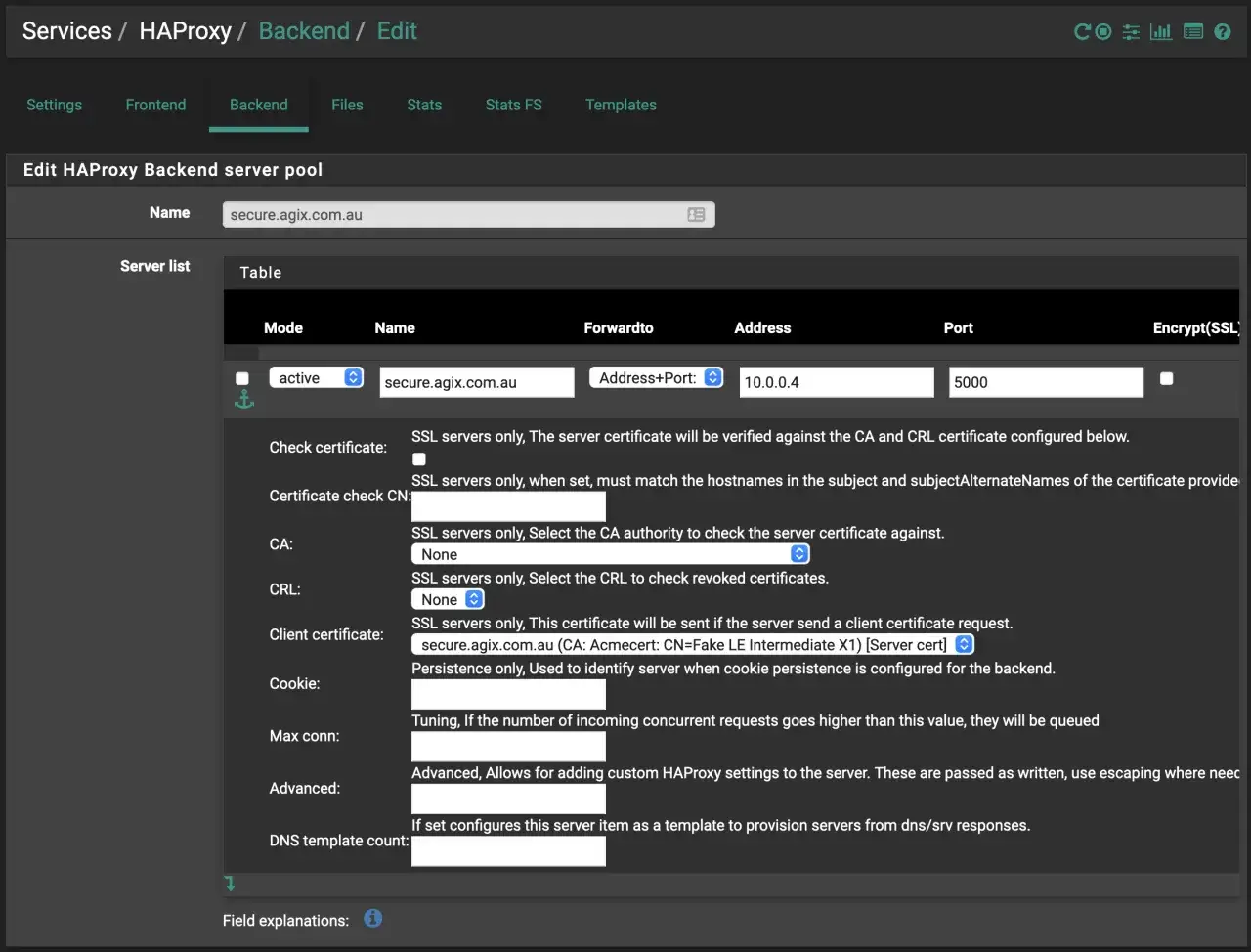 Konfiguration eines Backend-Servers f&uuml;r pfSense HAProxy. Hier wird ein Server mit der Adresse 10.0.0.4 und Port 5000 hinzugef&uuml;gt.